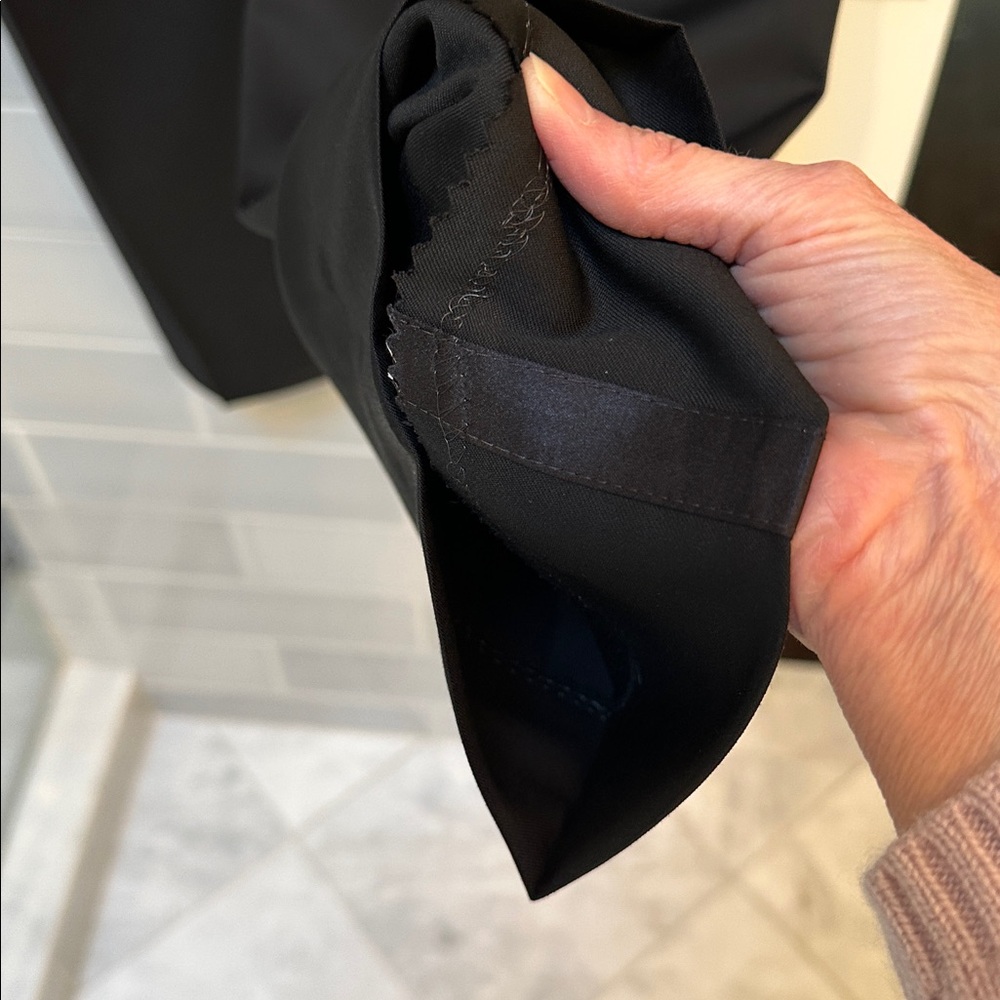 Hugo Boss Tuxedo like new. 3 button 42S
3 pcs: jacket,vest & pants. Worn once - Picture 9 of 16
